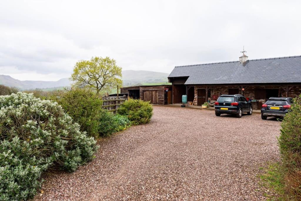 The Retreat Llanrhaeadr-ym-Mochnant Exterior foto